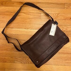 NWT: Kenneth Cole Reaction Laptop Bag - Genuine Leather